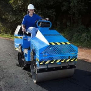Locação de Rolo Compactador Liso